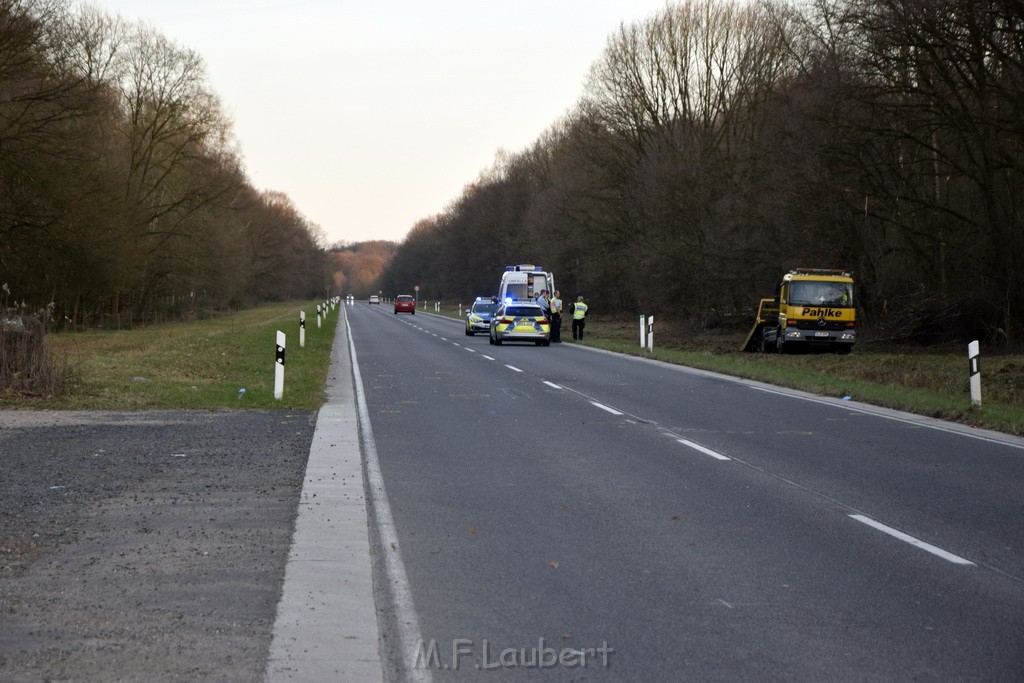 Schwerer VU Krad Fahrrad Koeln Porz Alte Koelnerstr P292.JPG - Miklos Laubert